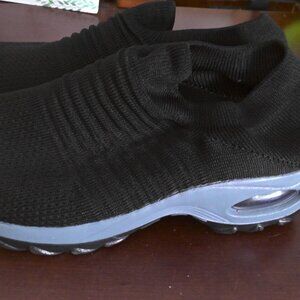 Hypersoft Women's Slip-on Sneakers Size 7